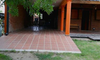 00120 Hermosa casa para 8 personas en Mina Clavero