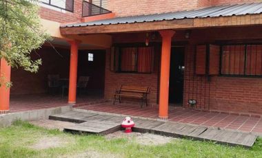 00120 Hermosa casa para 8 personas en Mina Clavero