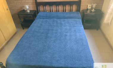 00202 Casa en alquiler de 2 dormitorios c/ cochera en Villa Cura Brochero