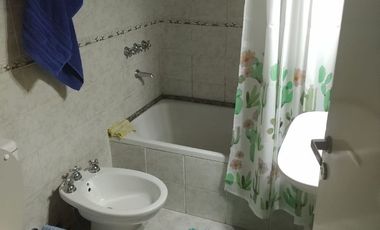 DUPLEX ¡ 3 AMBIENTES ! - SOBRE AV MOSCONI - ¡CON PATIO Y PARRILLA!