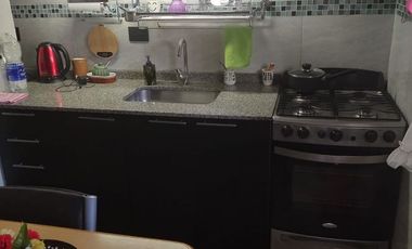 DUPLEX ¡ 3 AMBIENTES ! - SOBRE AV MOSCONI - ¡CON PATIO Y PARRILLA!