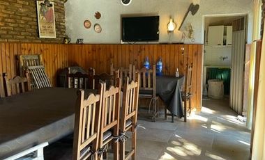 476 e/ 19 y 20- CASA DE 3 DOR (CITY BELL)