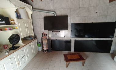 Casa en venta de 4 dormitorios c/ cochera en Mar de Ajo