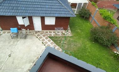 Casa en venta de 4 dormitorios c/ cochera en Mar de Ajo