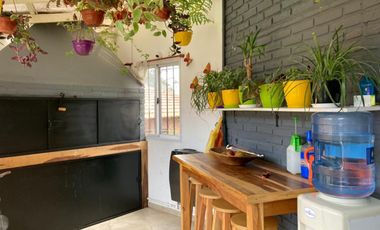 Casa en venta de 4 dormitorios c/ cochera en Mar de Ajo