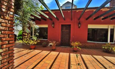 Casa en venta de 2 dormitorios c/ cochera en San Bernardo