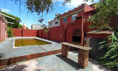 Casa en venta de 2 dormitorios c/ cochera en San Bernardo