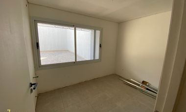 Departamento en venta de 2 dormitorios c/ cochera en Quinta sección