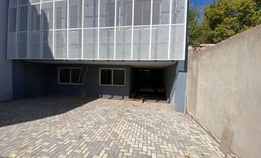 Departamento en venta de 2 dormitorios c/ cochera en Quinta sección