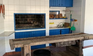 Casa quinta en venta de 1430m2 ubicado en 20 de junio