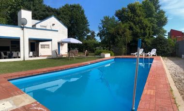 Casa quinta en venta de 1430m2 ubicado en 20 de junio