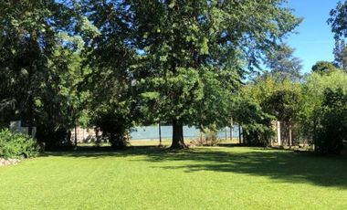 Casa quinta en venta de 1430m2 ubicado en 20 de junio