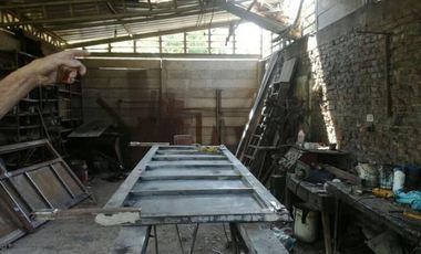 Casa 6 amb con dependencia de servicio Lote 2300m2 - Sargento Farina 3100