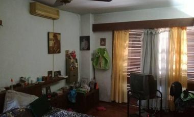 Casa 6 amb con dependencia de servicio Lote 2300m2 - Sargento Farina 3100