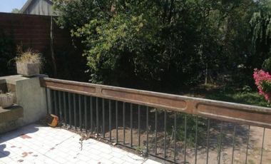 Casa 6 amb con dependencia de servicio Lote 2300m2 - Sargento Farina 3100