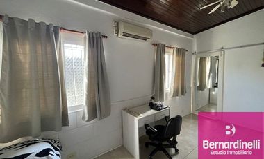 Casa en venta de 3 dormitorios c/ cochera en San Miguel