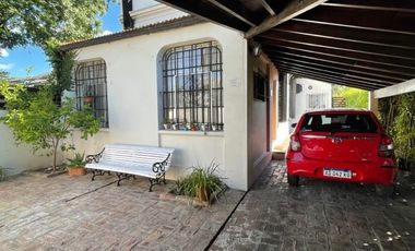 Casa en venta de 3 dormitorios c/ cochera en San Miguel