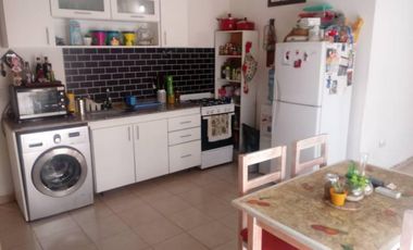 CASA  PH 3 AMBIENTES CON 2 LOCALES, BLANCO ENCALADA AL 1000, MADERO