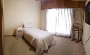 Casa 4 ambientes con cochera Barrio de las Mil Casitas