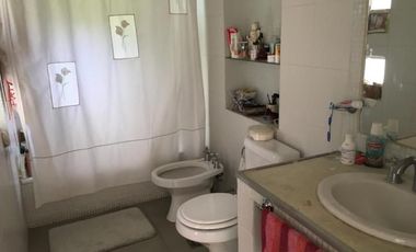 Casa en venta de 2 dormitorios c/ cochera en San Miguel