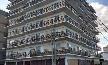 Departamento en venta de 2 dormitorios c/ cochera en San Bernardo