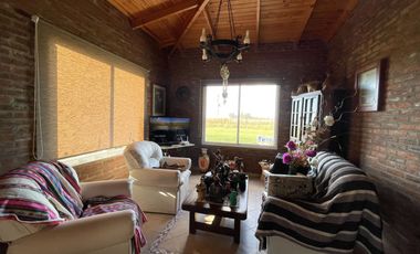 Casa quinta en venta de 10040m2 ubicado en 9 de Julio