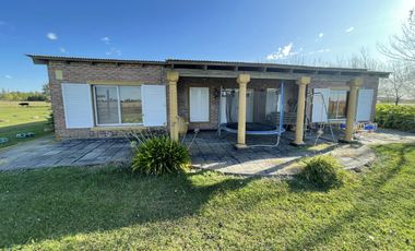 Casa quinta en venta de 10040m2 ubicado en 9 de Julio