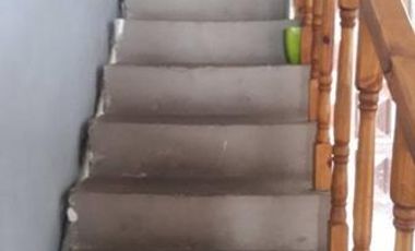 Casa De 2 Plantas + Departamento  En Los Polvorines