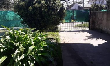 Casa De 2 Plantas + Departamento  En Los Polvorines