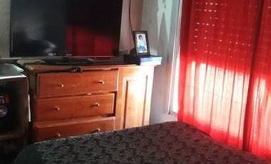 Casa De 2 Plantas + Departamento  En Los Polvorines