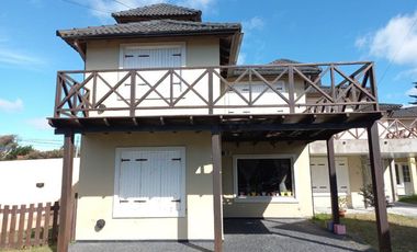 Dúplex en venta de 2 dormitorios c/ cochera en Mar de Ajo