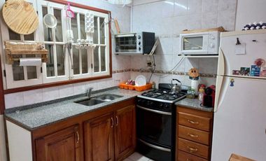 Dúplex en venta de 2 dormitorios c/ cochera en Mar de Ajo