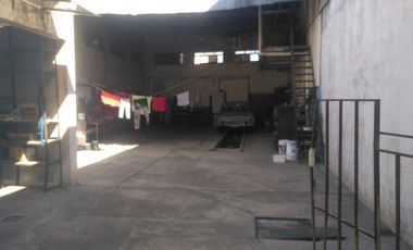 CASA CON 2 DEPTOS, LOCAL DE NEGOCIO Y GALPON AL FONDO EN VILLA SOLDATI