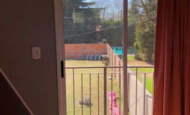 Casa en venta de 2 dormitorios c/ cochera en Pontevedra