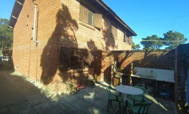 Dúplex en venta de 2 dormitorios c/ cochera en Mar de Ajo