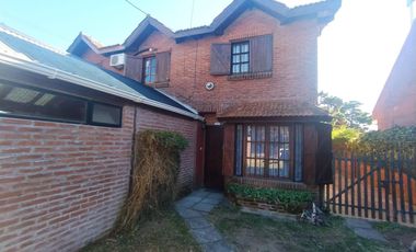 Dúplex en venta de 2 dormitorios c/ cochera en Mar de Ajo