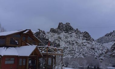 FINA PATAGONIA. Hotel en venta ubicado en Aluminé