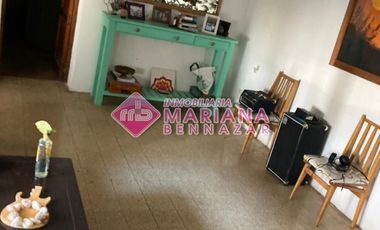 Casa en venta de 3 dormitorios c/ cochera en Baradero