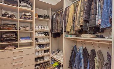 Excelente Casa en Venta en Acassuso