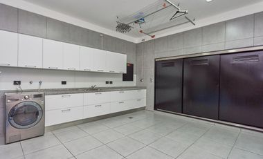 Excelente Casa en Venta en Acassuso