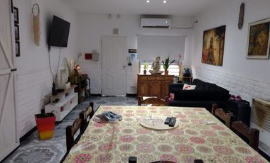 Casa en venta de 3 dormitorios c/ cochera en San Miguel