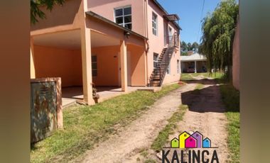 Casa en venta de 2 dormitorios c/ cochera en Villa Elisa