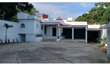 VENTA DE CASA EN LOMAS DEL MIRAVAL