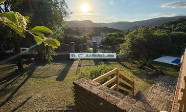 AT23. CUESTA BLANCA. GRAN CASA DE 3 DORM C/ PILETA. (7 PAX)