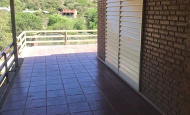 AT23. CUESTA BLANCA. GRAN CASA DE 3 DORM C/ PILETA. (7 PAX)
