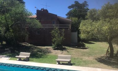 AT23. CUESTA BLANCA. GRAN CASA DE 3 DORM C/ PILETA. (7 PAX)