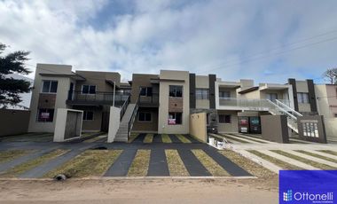 Departamento en venta de 2 dormitorios c/ cochera en San Bernardo