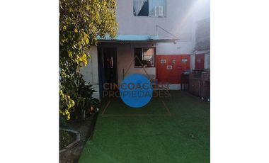 Casa en Independencia, con excelente ubicación