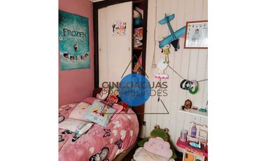 Casa en Independencia, con excelente ubicación