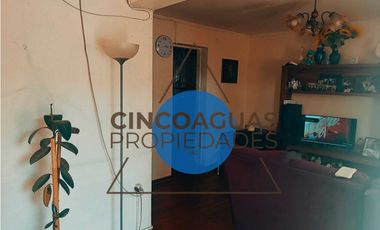 Casa en Independencia, con excelente ubicación